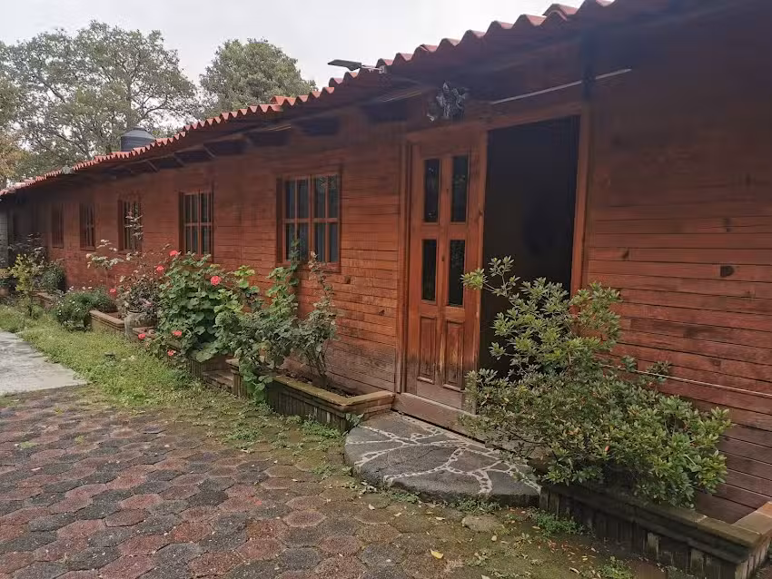 Caba&ntilde;as Cruz de Piedra