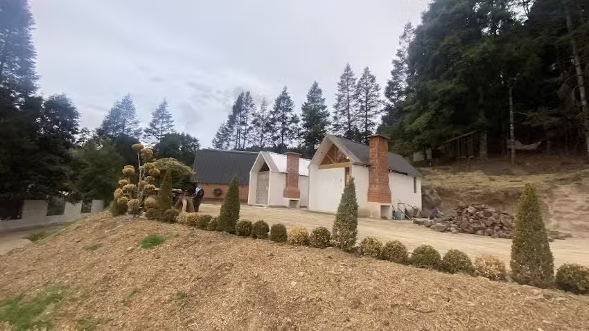 Caba&ntilde;as Cueva Blanca