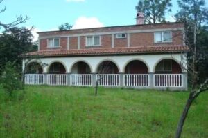 Caba&ntilde;as de Los B&oacute;rquez