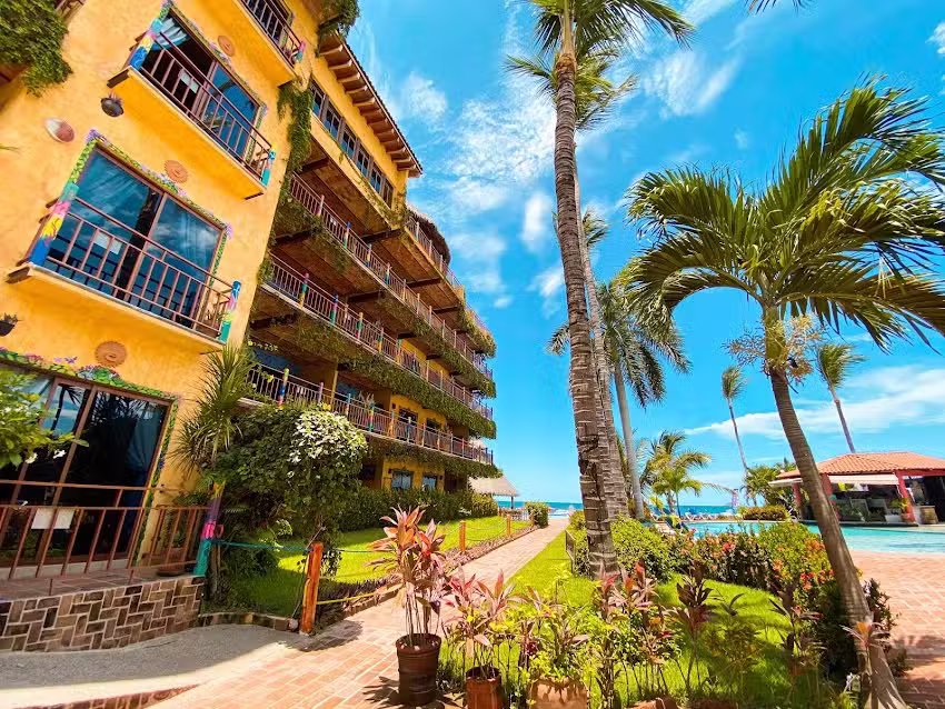 Caba&ntilde;as del Capit&aacute;n