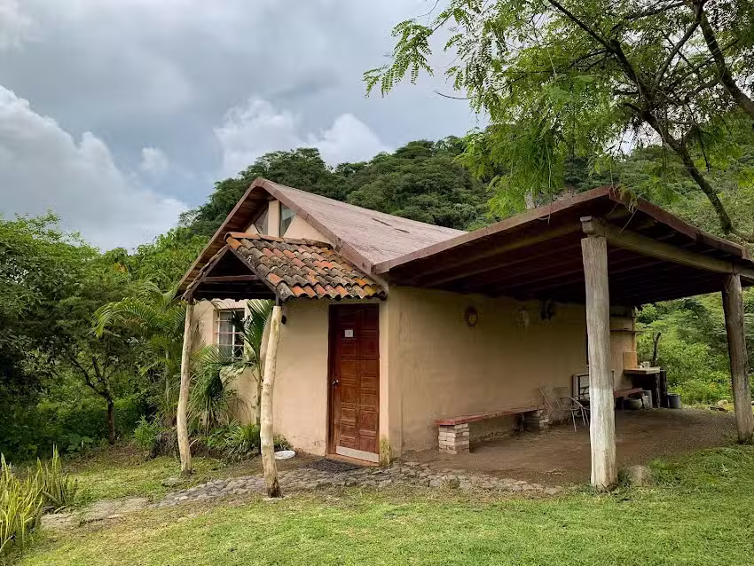Caba&ntilde;as del Volc&aacute;n