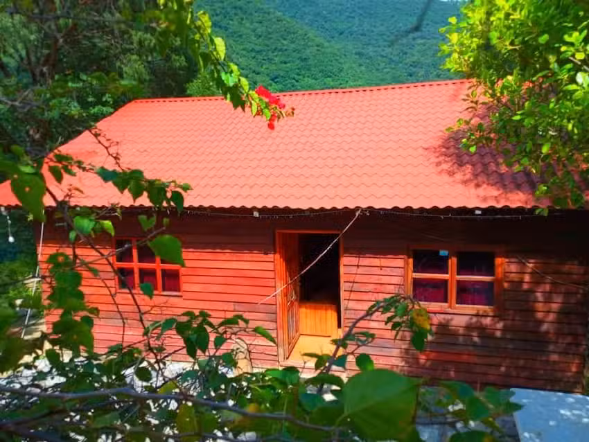 Caba&ntilde;as El arenal .