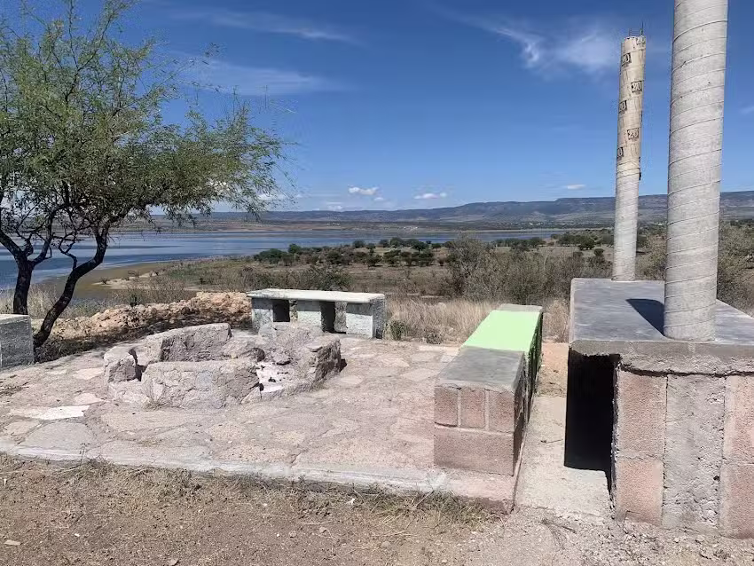 Caba&ntilde;as El Cerrito