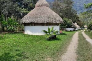 caba&ntilde;as el encinal, huasteca potosina .