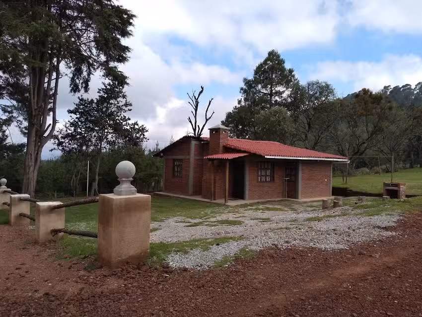 Caba&ntilde;as El Pinar