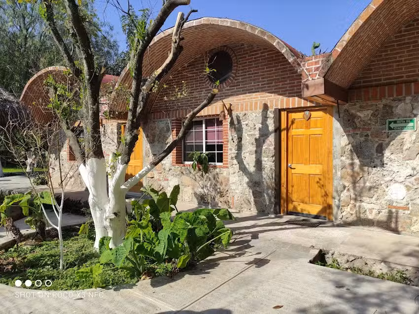 Caba&ntilde;as El Refugio del Sol