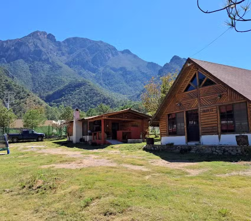 Caba&ntilde;as El Tejocote