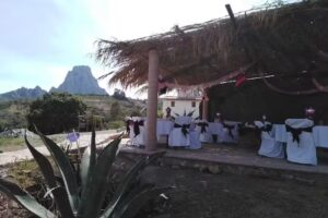 Caba&ntilde;as El Tolo