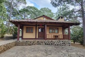 Cabañas en el Bosque La Llorona