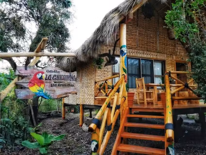 Caba&ntilde;as La Casita Blanca