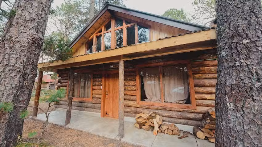 Caba&ntilde;as La Fogata