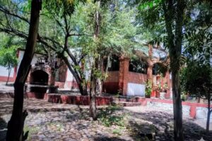 Caba&ntilde;as La Loma