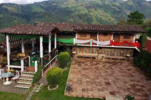 Caba&ntilde;as Las Flores (Santa Mar&iacute;a coyomeapan Puebla)