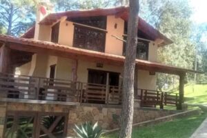 Caba&ntilde;as Los Adobes