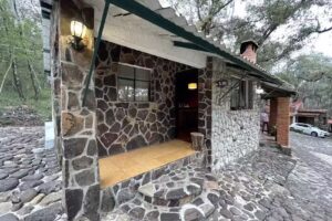 Caba&ntilde;as Los Encinos