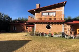 Caba&ntilde;as Los Sa&uacute;cos