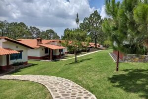 Caba&ntilde;as Mazzatis Jacuzzy