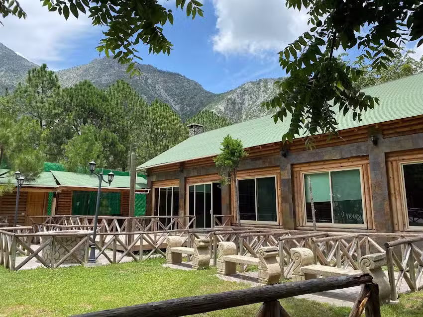 Caba&ntilde;as Premier &ldquo;El Puente M&aacute;gico&rdquo;