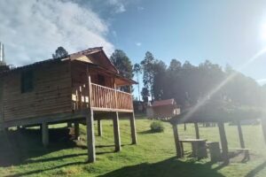 Caba&ntilde;as San Isidro Villa del Carb&oacute;n