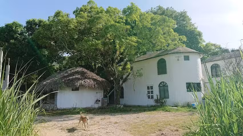 Caba&ntilde;as San Jer&oacute;nimo Inn