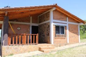 Caba&ntilde;as San Jos&eacute; de la Monta&ntilde;a