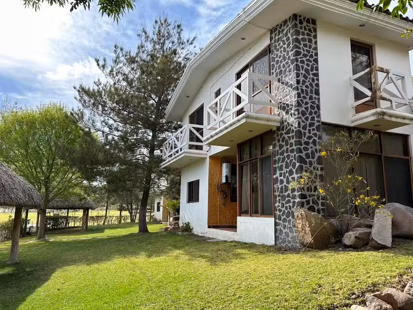 Caba&ntilde;as Villas Paraiso Resort Atotonilco