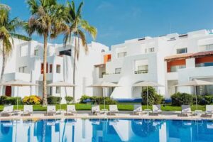 Camino Real Zaashila Huatulco