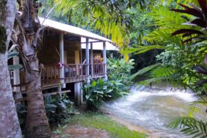 CAMPAMENTO YA AJCHE &ndash; DON MART&Iacute;N