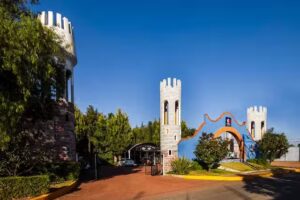 Capital O Hotel Vivanta