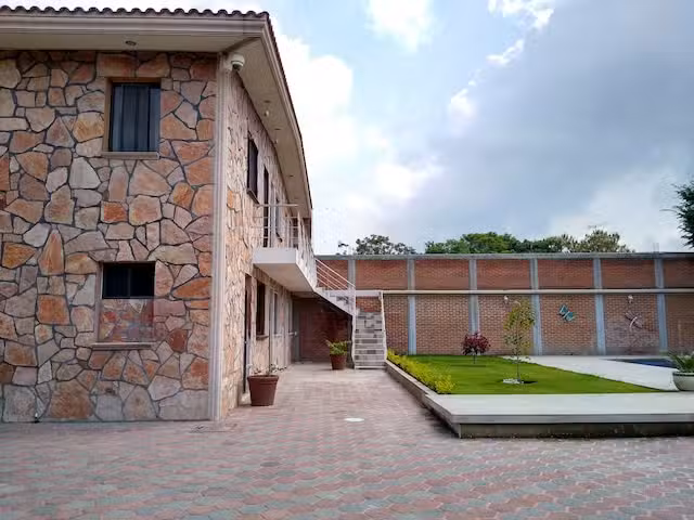 Capital O Villa Prayala