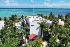 Casa Altamar Hotel & Restaurant