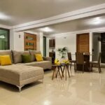 &ndash; Casa Blanca &ndash;