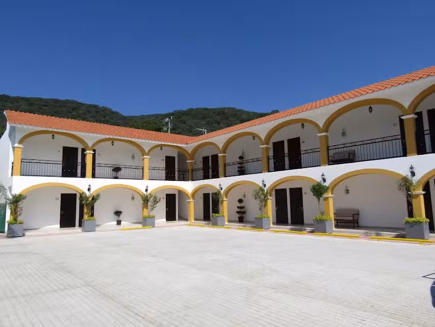 Casa Blanca Hotel