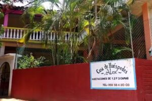 casa de huespedes alex