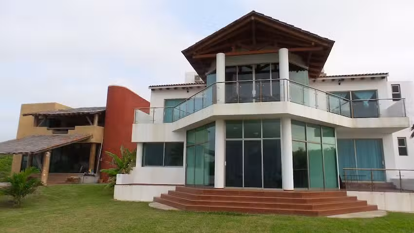 Casa De Lujo-luxury House