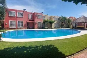 Casa en renta con Alberca Ximi y Samy Home