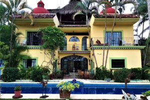 CASA JARDIN DEL TUITO