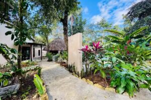 Casa Loma 369 villas boutique