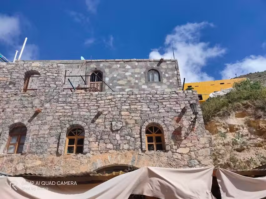 Casa Samaniego