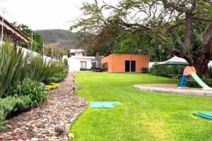 Casa San Pedro, Caba&ntilde;as de Lago