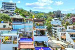 Casa Sunset-Spectacular Ocean Views Boutique Condos