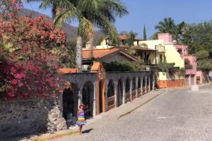 Casita Montana Hotel and Suites