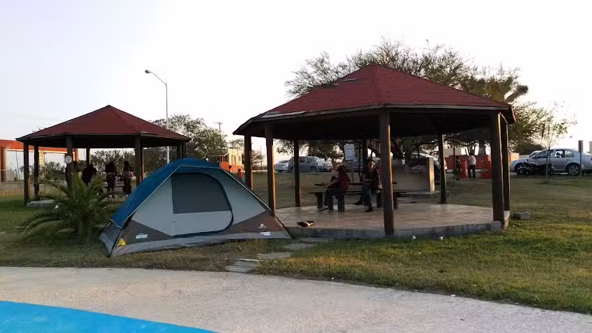 Centro Tur&iacute;stico Cerro Prieto