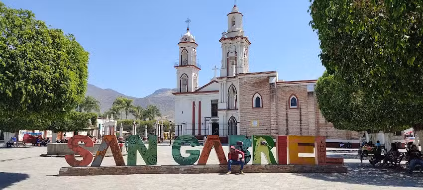 Cerro Viejo, Alojamiento de Monta&ntilde;a