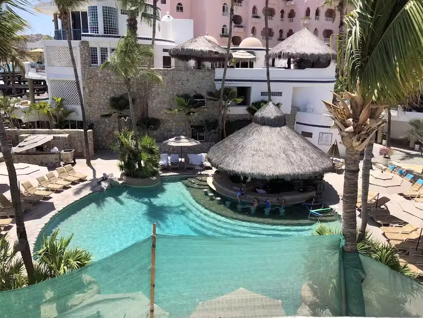 Club Cascadas de Baja