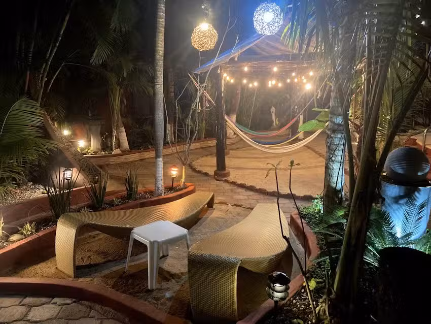 Cocos Caba&ntilde;as Hotel & Restaurant