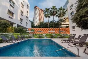 Comfort Inn Monterrey Valle