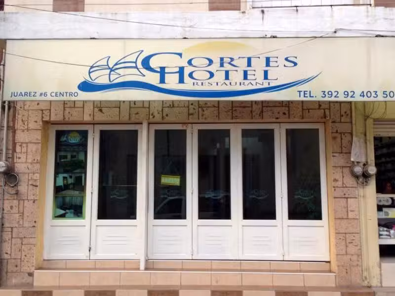 CORTES HOTEL