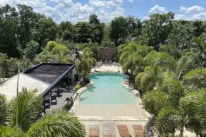 Country Hotel & Suites