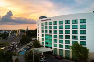 Crowne Plaza Villahermosa, Tab.